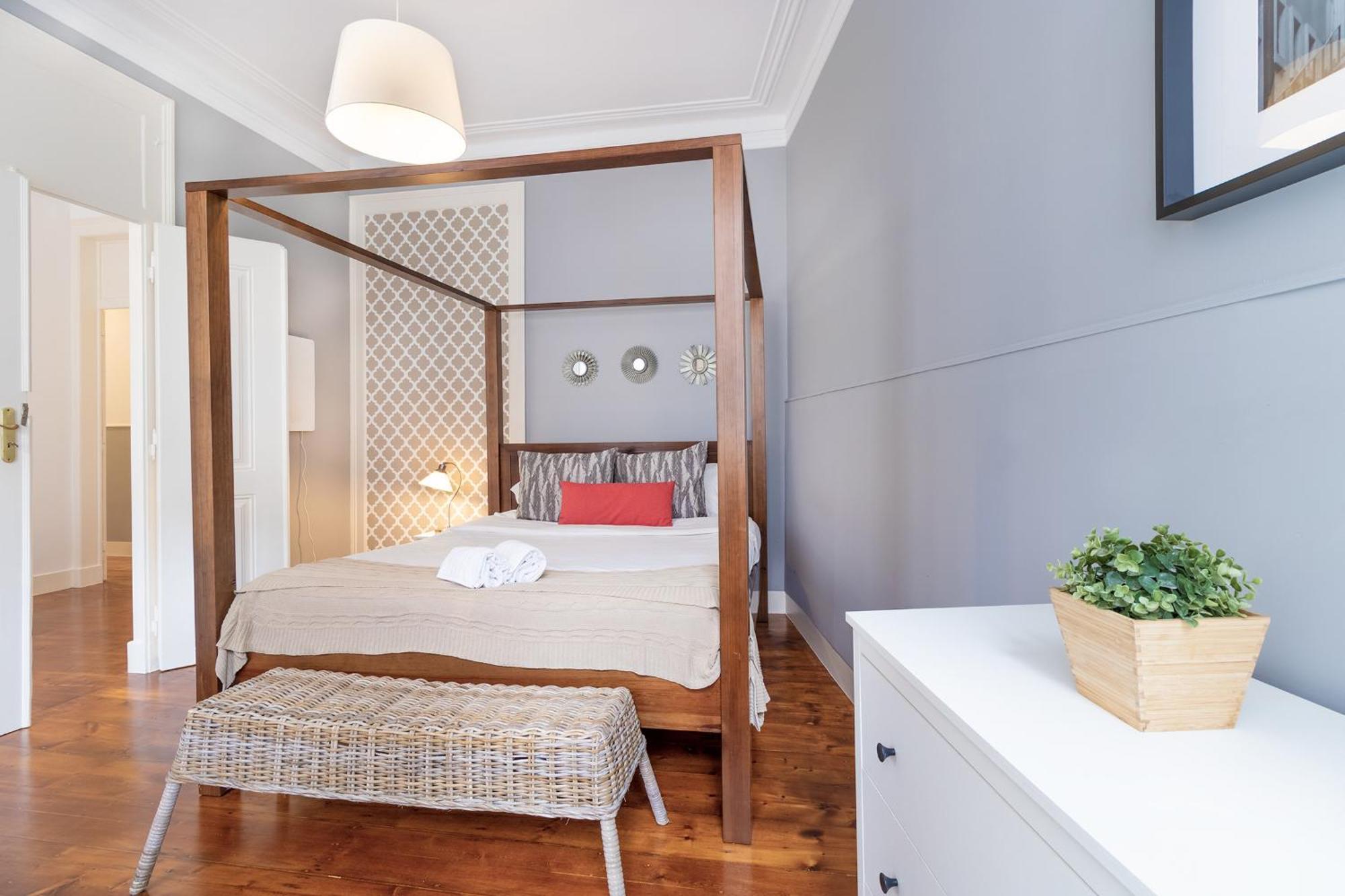 Principe By Central Hill Apartments Lisbona Esterno foto