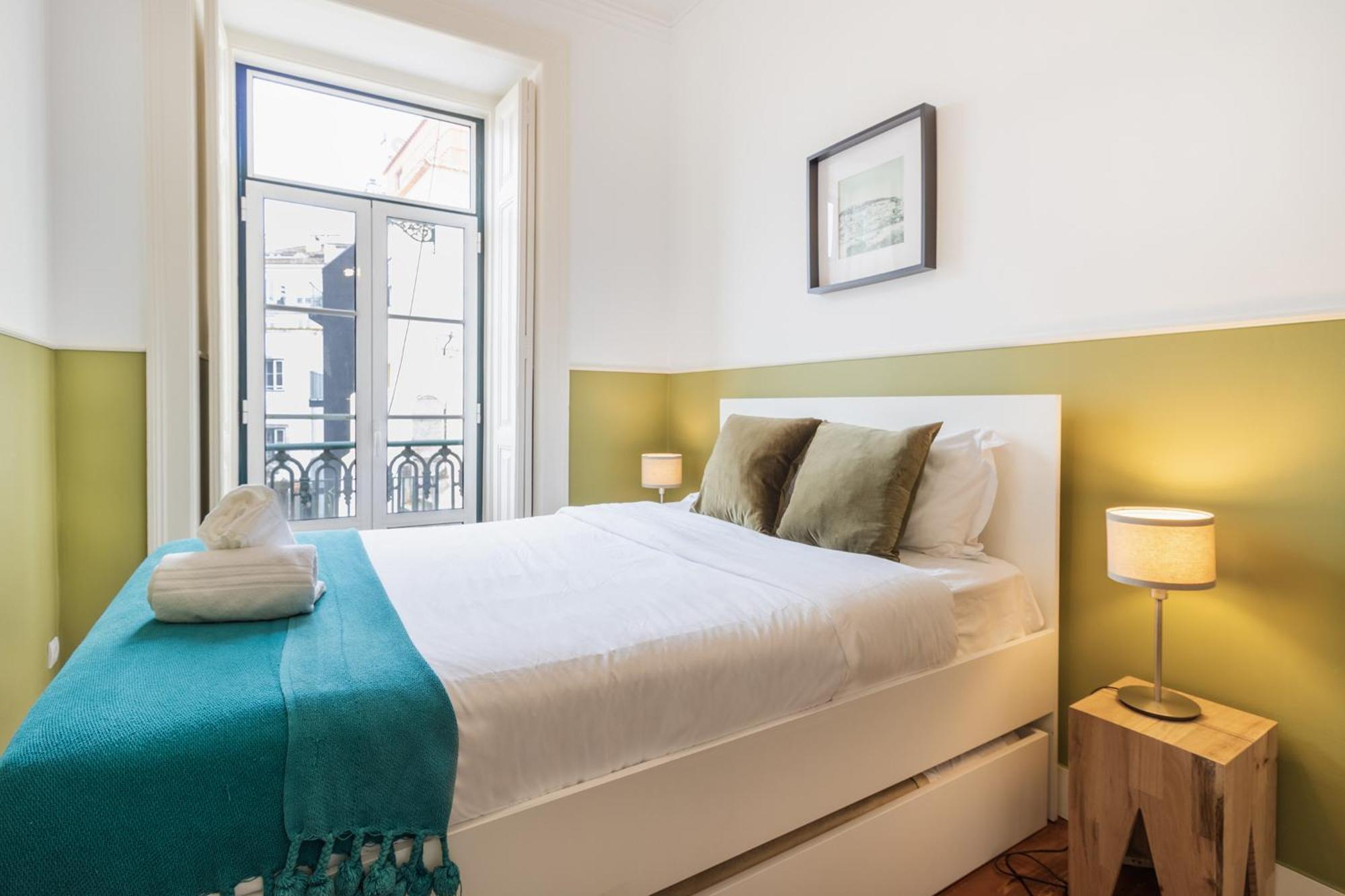 Principe By Central Hill Apartments Lisbona Esterno foto