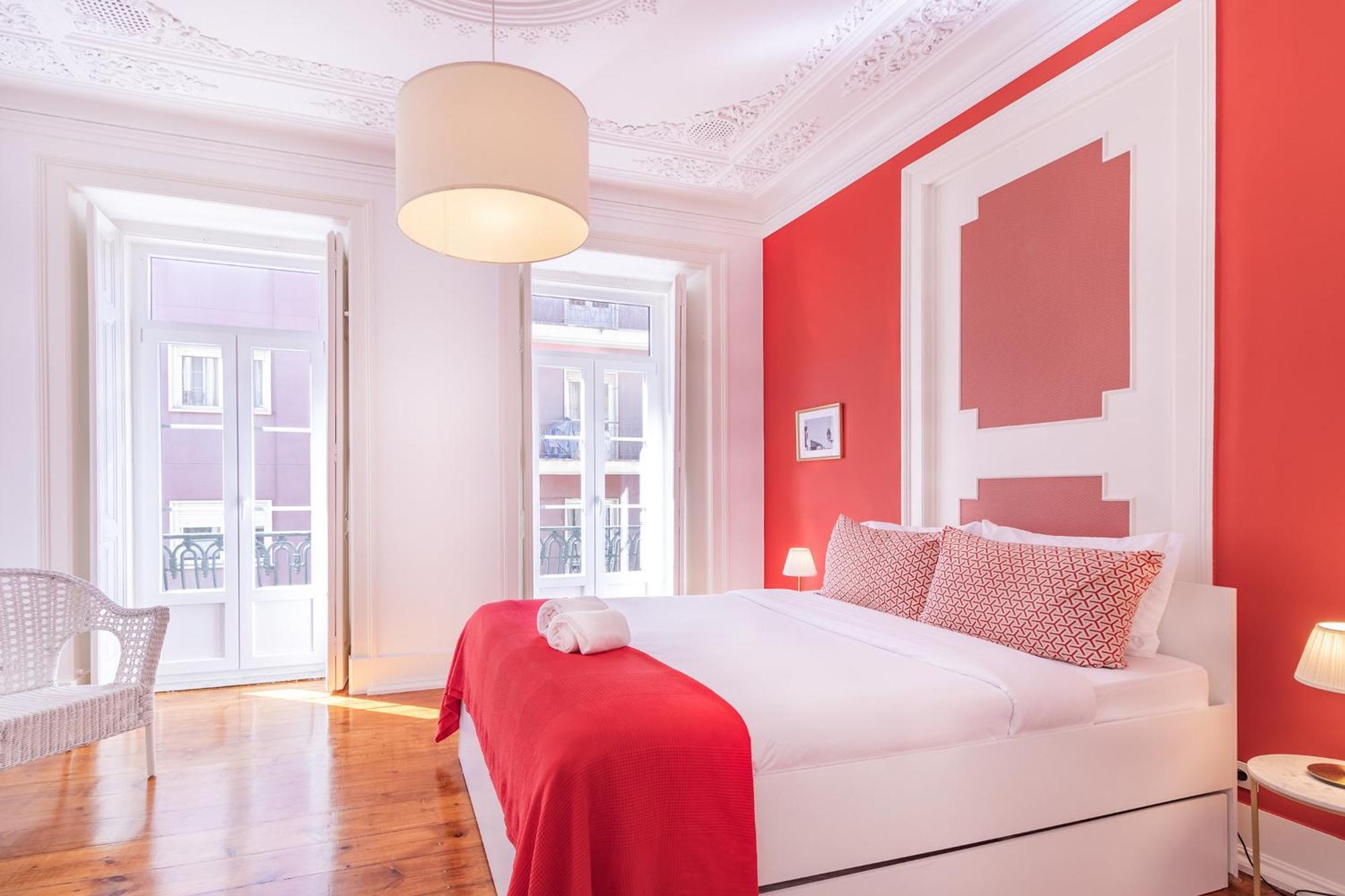 Principe By Central Hill Apartments Lisbona Esterno foto